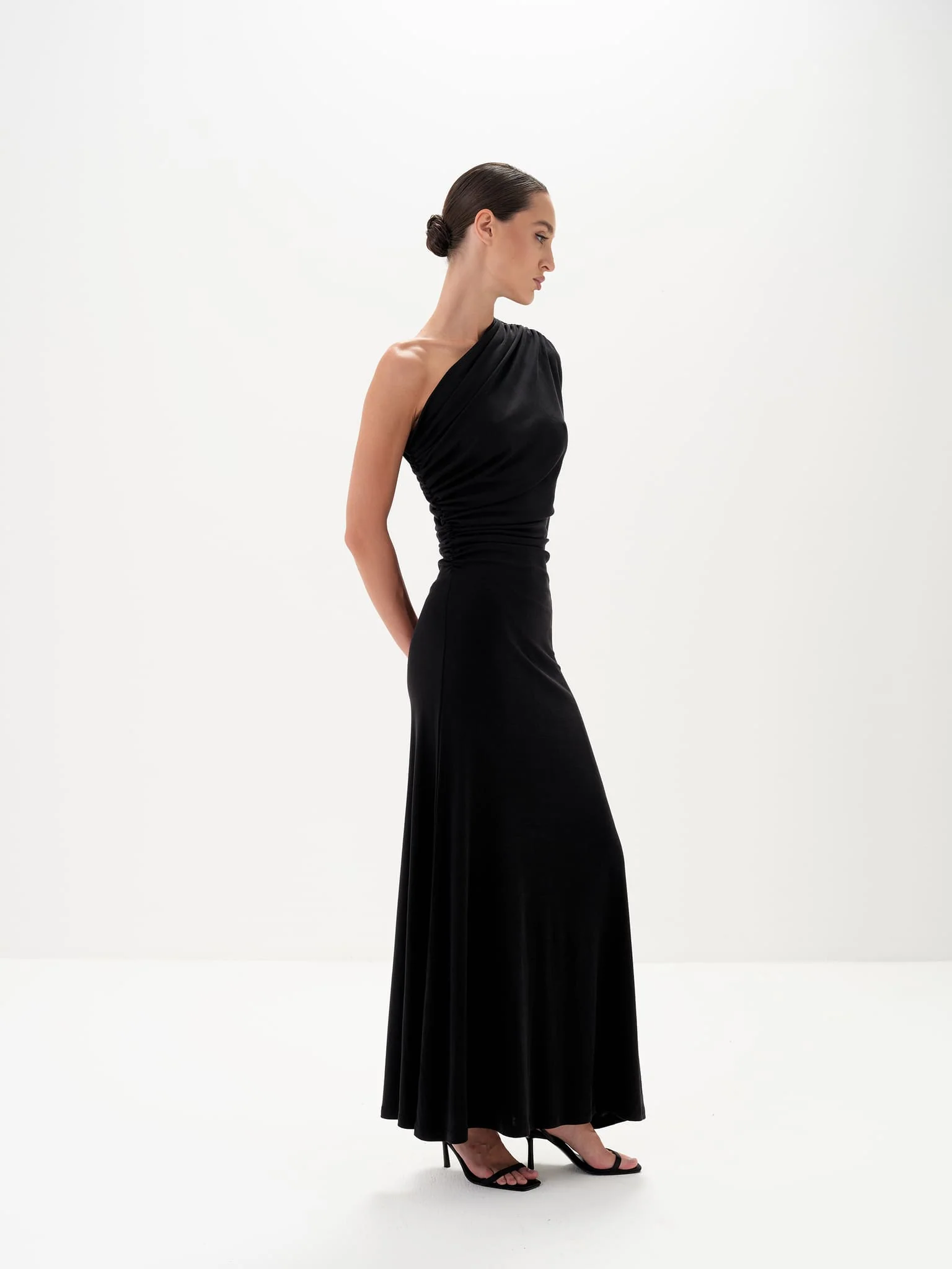 Calista One-Shoulder Dress in TENCEL™ Lyocell - Image 13