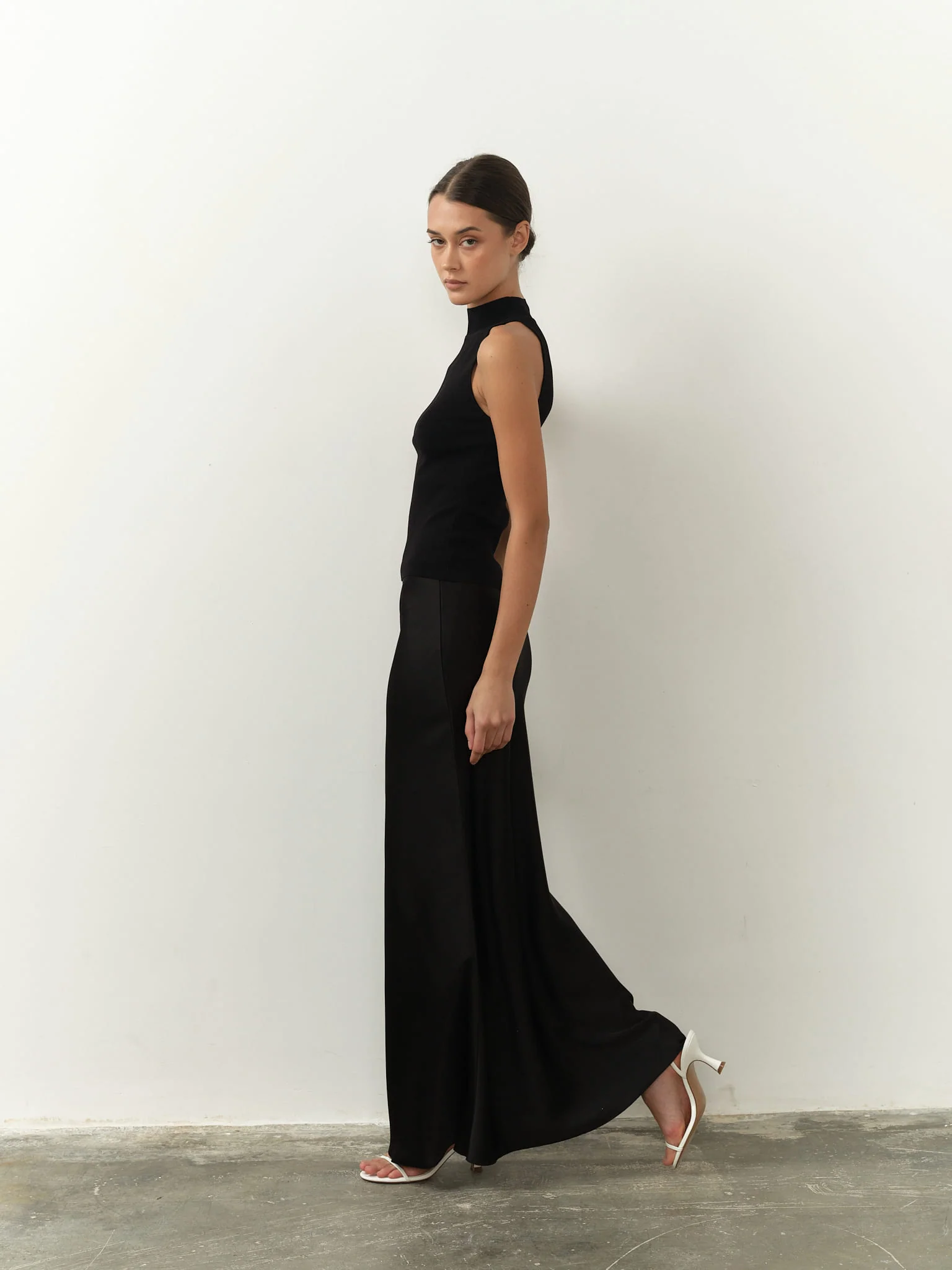 Maia High Neck Sleeveless Top - Image 5