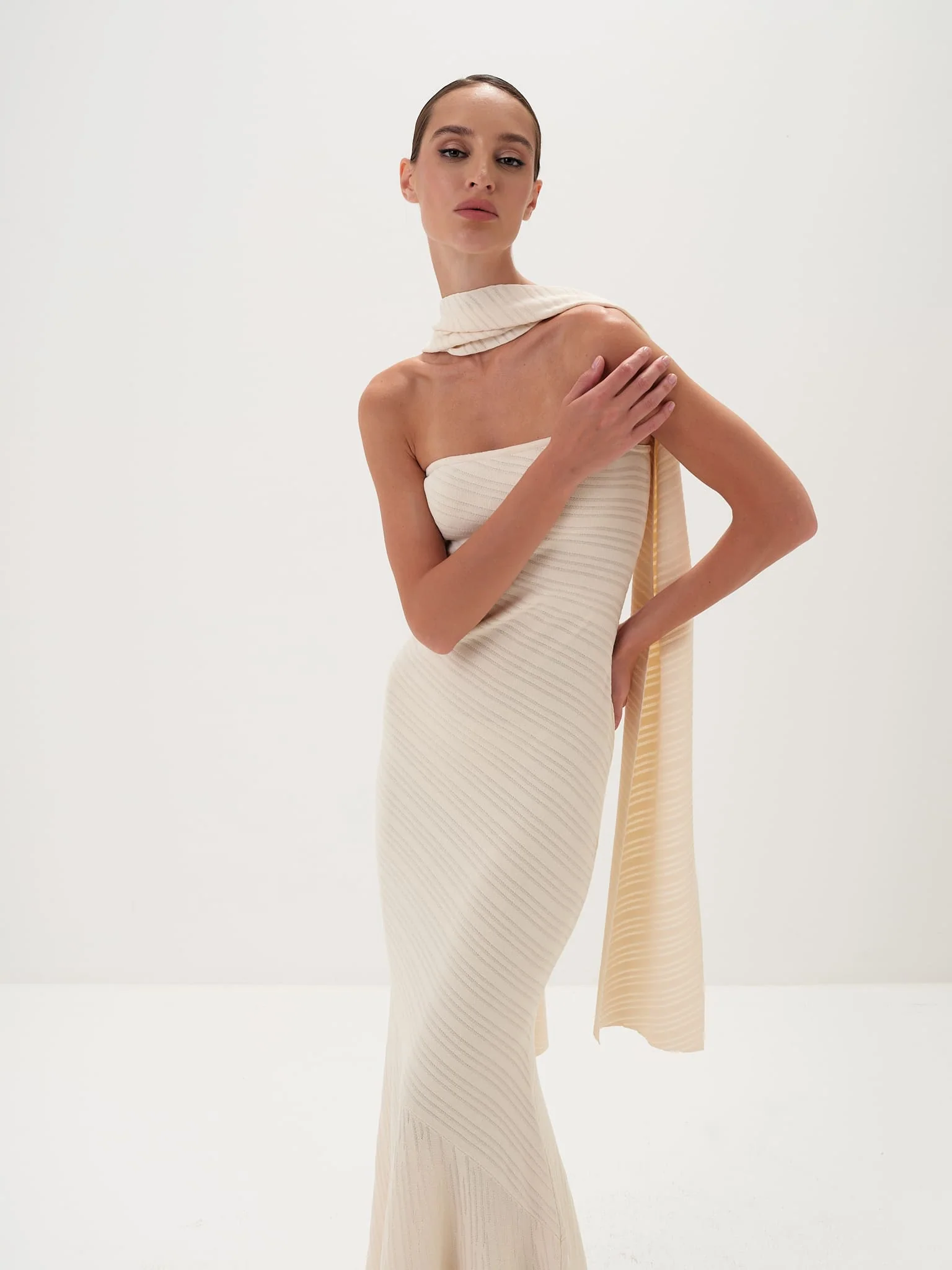 Noa Scarf Gown in Viscose Knit - Image 2