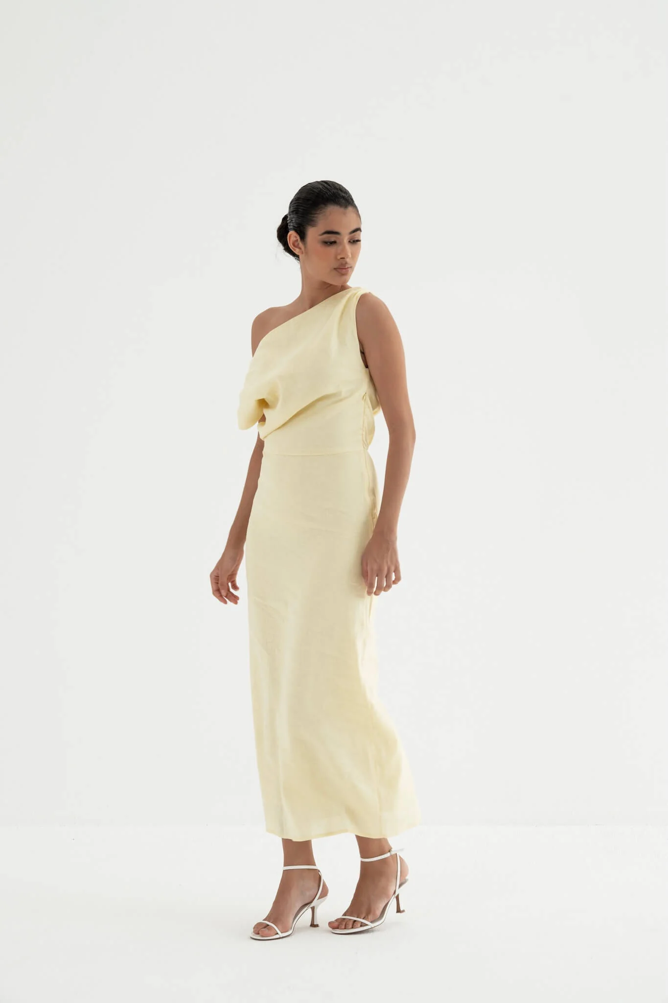Sariya One-Shoulder Linen Dress - Image 10