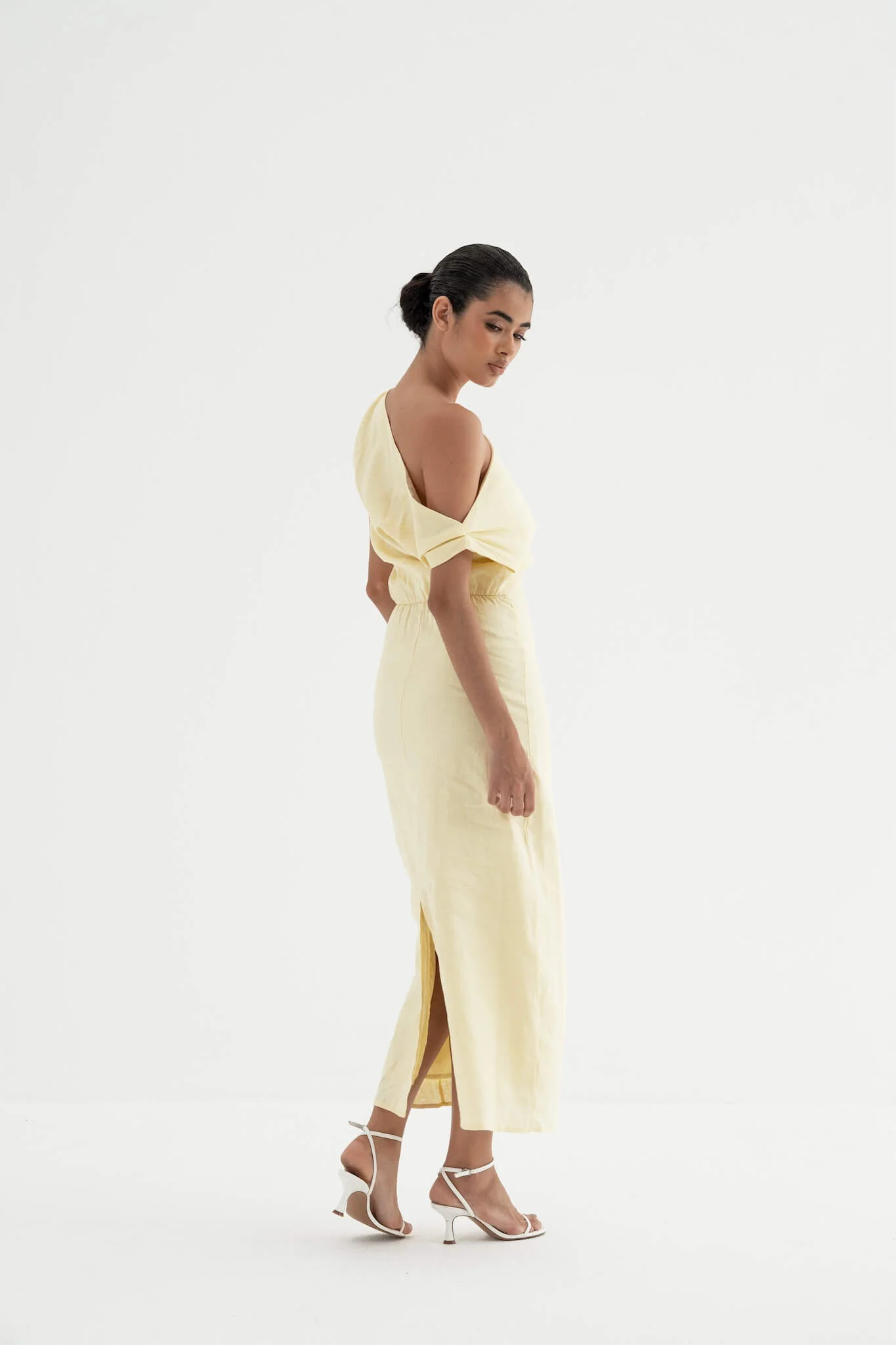Sariya One-Shoulder Linen Dress - Image 12
