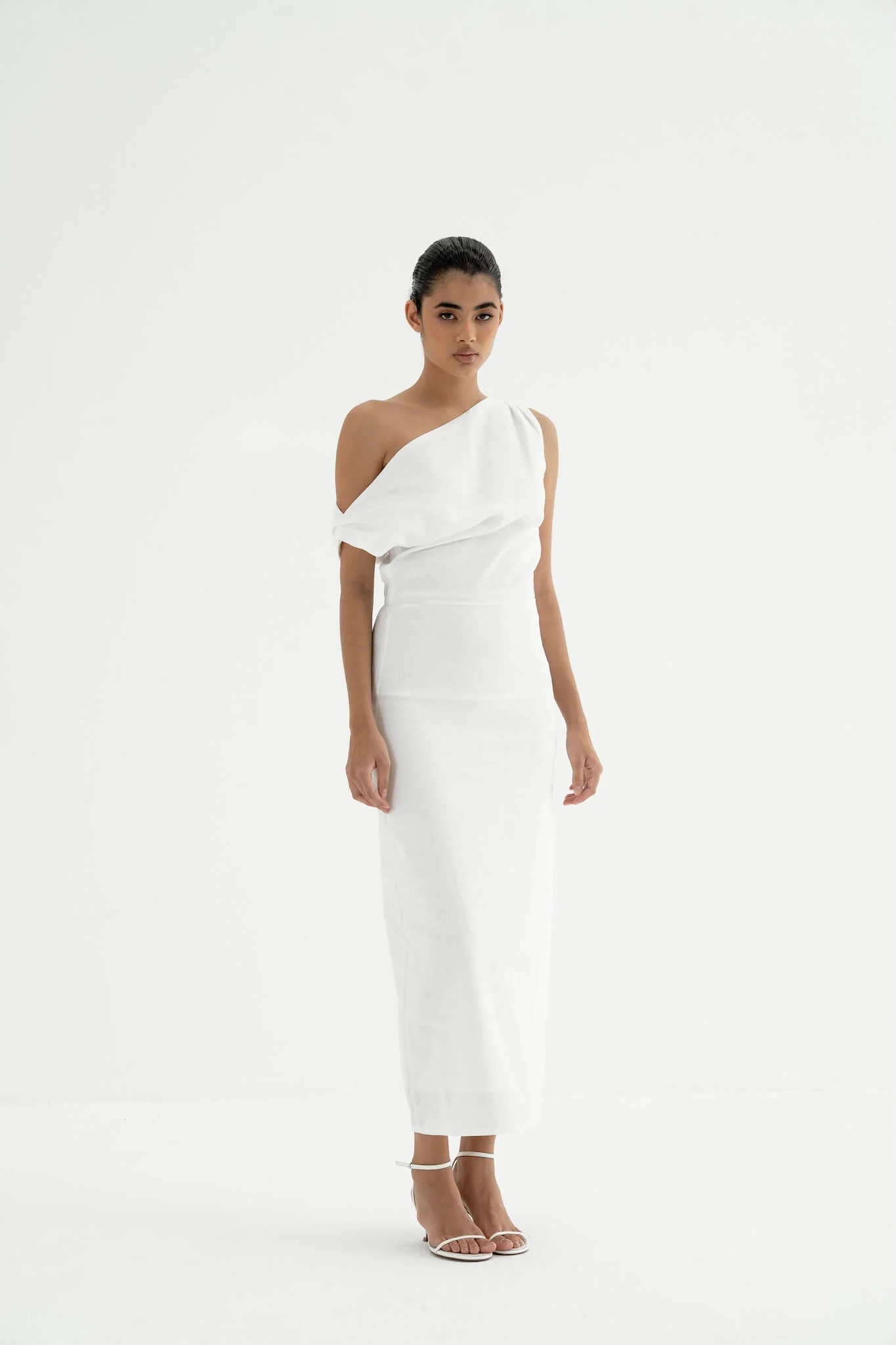 Sariya One-Shoulder Linen Dress - Image 13